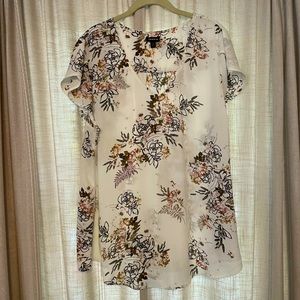Torrid Floral Blouse with Cap Sleeves